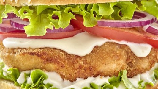 Recette : Burger poulet pané - Délice &amp; Création